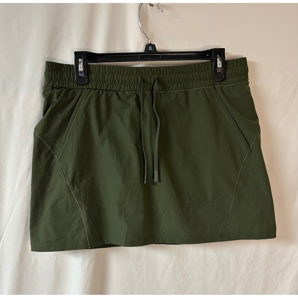Title Nine Golf Skort Womens Med Green Activewear Skirt with Mesh Liner Pockets - Picture 2 of 11
